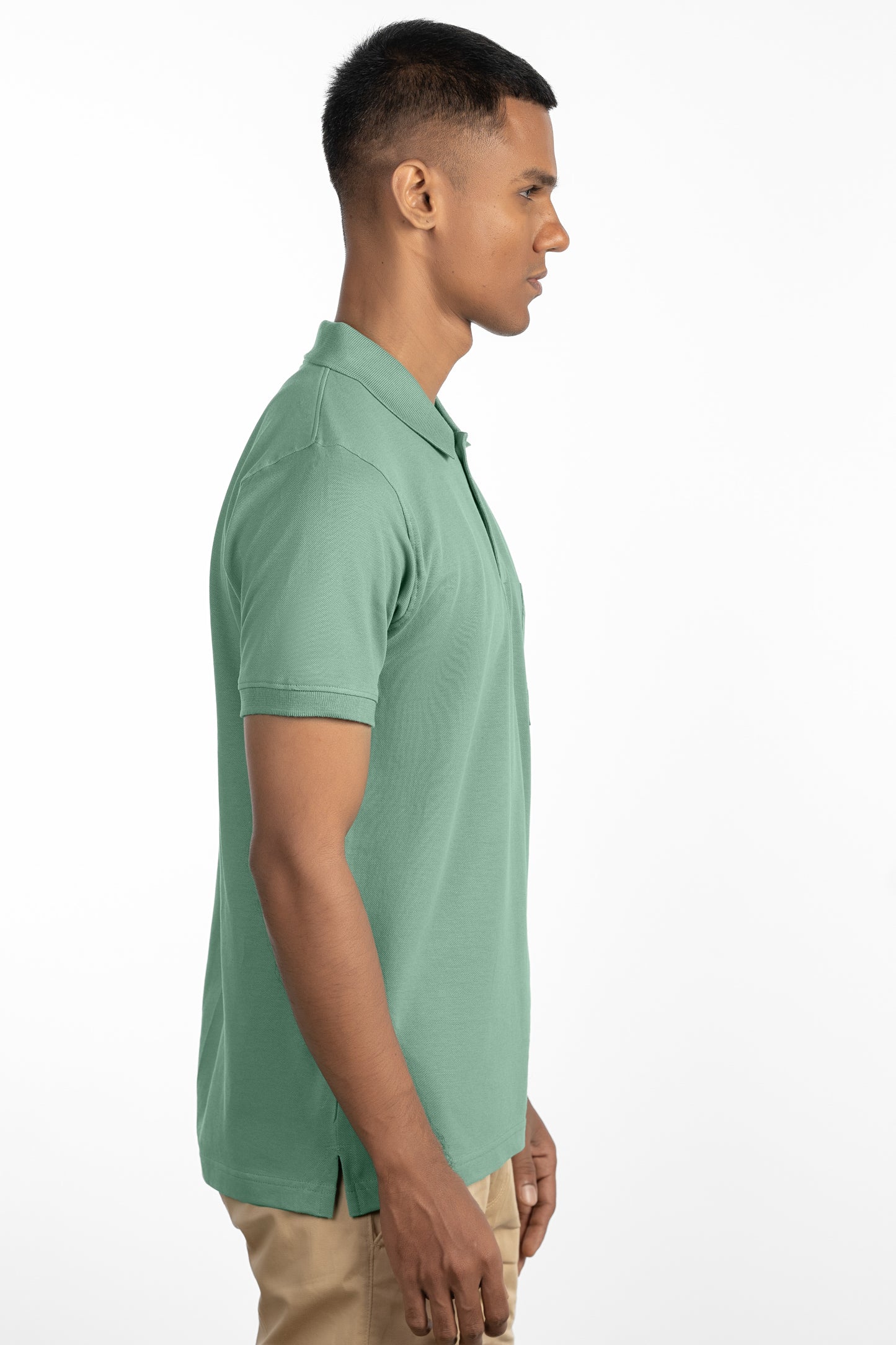 ESSENTIAL POCKET POLO - SAGE GREEN